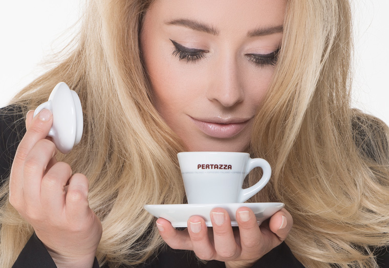 Espressobar koffie op uw kantoor vanaf €0,19 per kopje >>