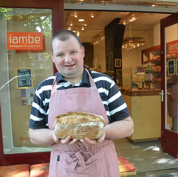 Iambe – Een bijzondere klant